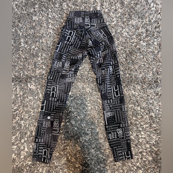 LULULEMON Leggings - Picture 5 of 8